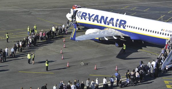 La compagnie aérienne low cost Ryanair a débuté les négociations avec le syndicat Ver.di sur une nouvelle convention collectiv