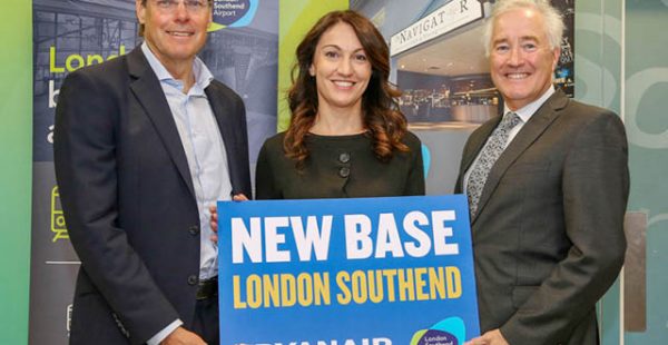 La compagnie aérienne low cost Ryanair a inauguré sa nouvelle base à Londres-Southend, y lançant 14 nouvelles liaisons dont un