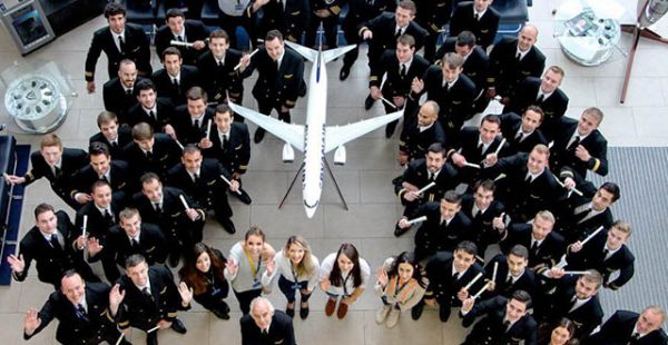 La compagnie aérienne low cost Ryanair a lancé un nouveau programme de formation de pilotes avec Aviomar Flight Academy à Rome.