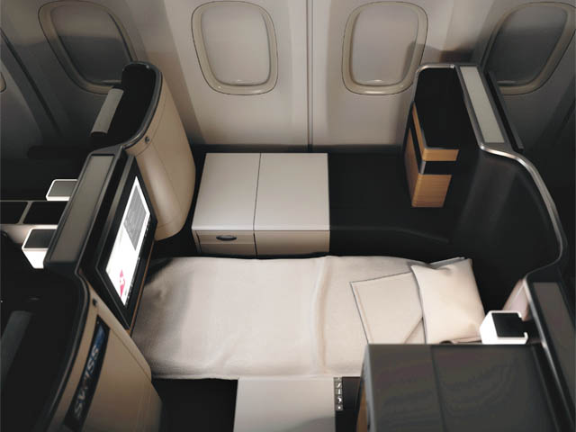 air-journal_SWISS_777-300ER_Business