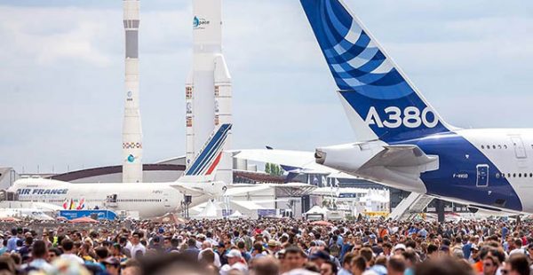 La 53e  édition du  Salon International de l’Aéronautique et de l’Espace aura lieu au Parc des Expositions du Bour