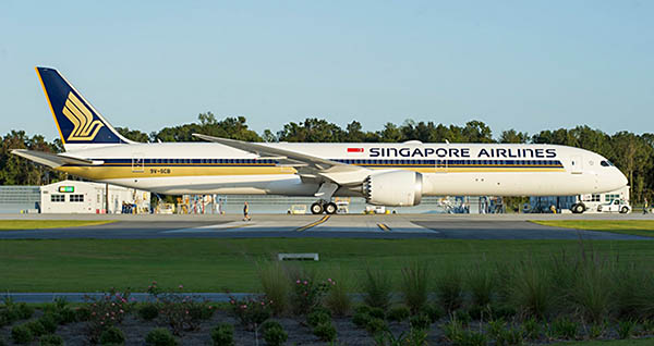 Le 1er Boeing 787-10 pour Singapore Airlines (photos) 23 Air Journal