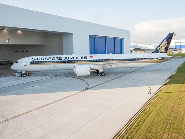 Le 1er Boeing 787-10 pour Singapore Airlines (photos) 245 Air Journal