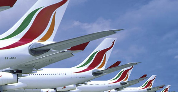 La compagnie aérienne SriLankan Airlines est en pourparlers avec Airbus pour remplacer quatre avions gros-porteurs A350-900 comma