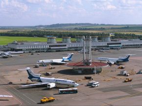 L’aéroport de St Petersbrug-Pulkovo a mis en place pour 30 pays européens des   droits de septième liberté », ô