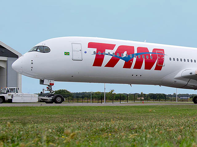 air-journal_TAM Airlines A350-900 peinture2