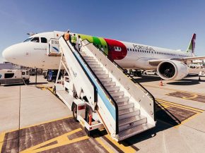 
Le gouvernement portugais va proposer Christine Ourmières-Widener pour prendre la tête de la compagnie aérienne TAP Air Portug