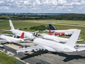
Quelque 500 pièces d’Airbus A380 seront mises aux enchères du 13 au 15 octobre prochain, au profit de la Fondation Airbus et 