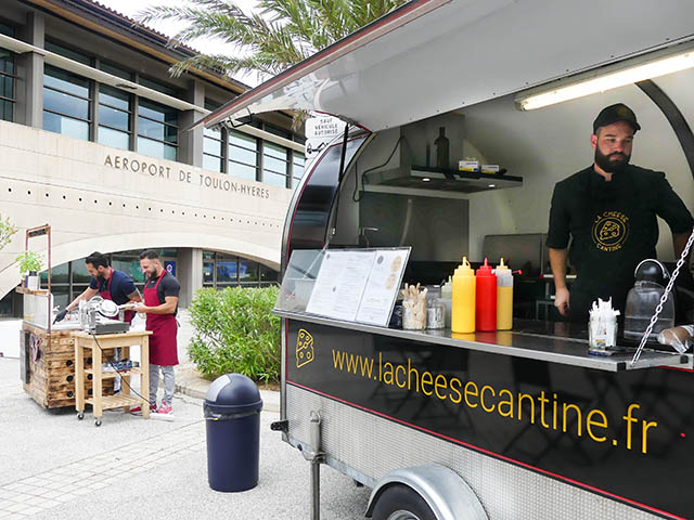 Aéroport de Toulon : trafic en hausse et nouveaux services 1 Air Journal Aéroport de Toulon : trafic en hausse et nouveaux services 1 Air Journal