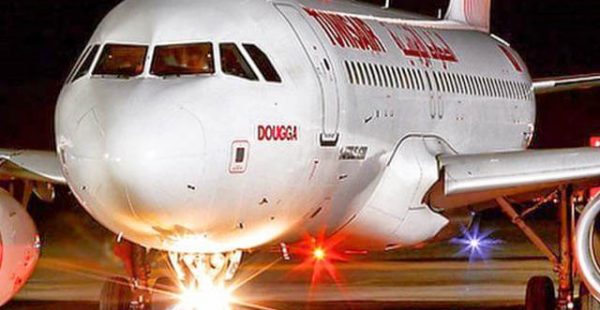 
Un vol de la compagnie aérienne Tunisair a été samedi la scène d’une bagarre assez violente entre plusieurs passagers, entr