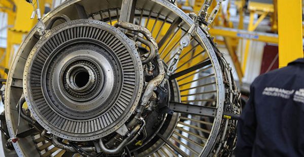 
Garuda Indonesia teste actuellement du carburant mélangé à de l huile de palme dans les moteurs d un Boeing 737-800NG, dans le