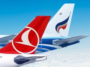 Les compagnies aériennes Turkish Airlines et Bangkok Airways ont signé un accord de partage de codes, portant sur 18 routes en T