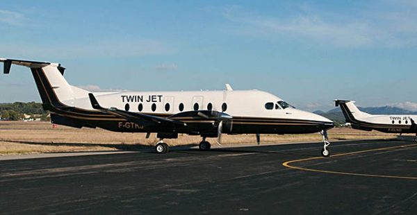 La compagnie aérienne Twin Jet va ajouter le mois prochain un dixième vol par semaine entre Lille et Strasbourg, le dimanche.

