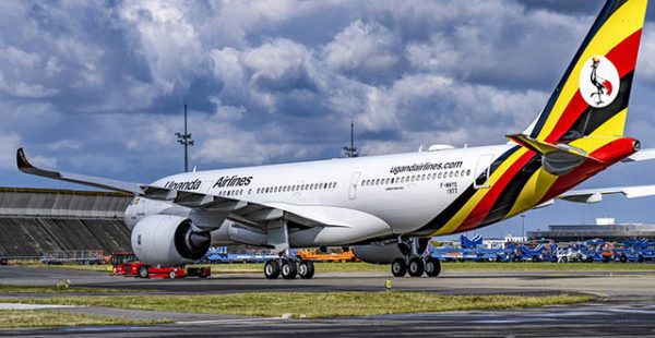 Le premier Airbus A330-800 de la compagnie aérienne Uganda Airlines est sorti des ateliers peintures, tandis que l’A330-200F de