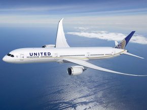 
Boeing a remis un 787-10 à la compagnie aérienne United Airlines, malgré la pause des livraisons ordonnée par la FAA en raiso