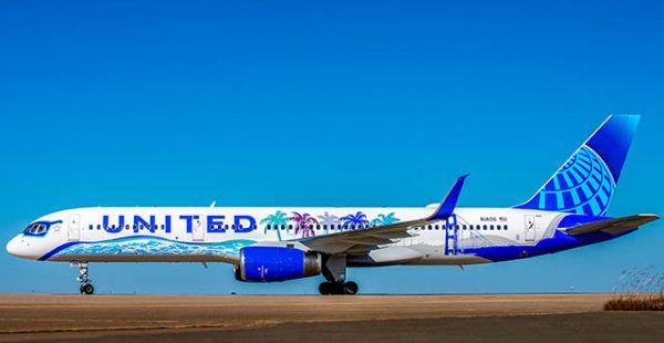 La compagnie aérienne United Airlines a dévoilé sur un Boeing 757 la livrée spéciale créée lors de la compétition national