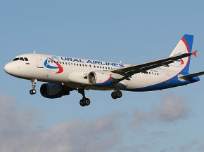 La compagnie aérienne Ural Airlines compte relancer fin septembre la liaison entre Moscou et Paris, inaugurée fin avril mais sus