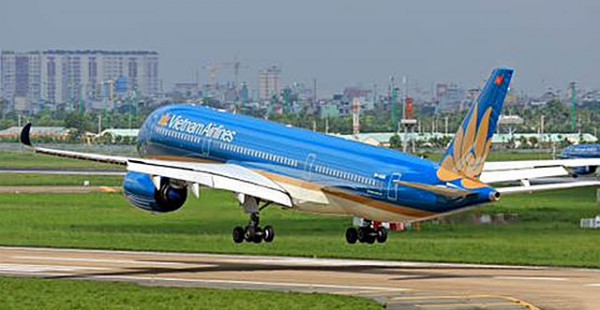 
Vietnam Airlines prévoit de reprendre ses vols internationaux réguliers vers 15 pays dans la première moitié de 2022 selon un