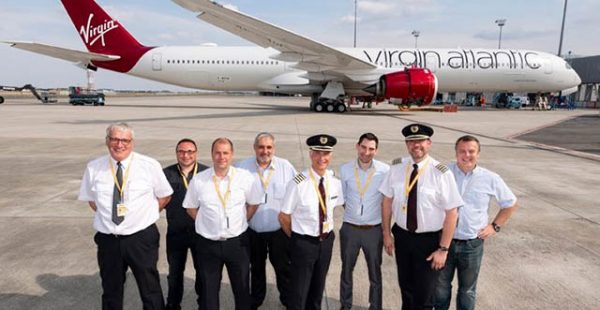 Le premier des douze Airbus A350-1000 commandés par la compagnie aérienne Virgin Atlantic a été livré samedi à Toulouse. Il 