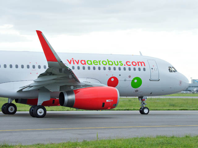 air-journal_VivaAerobus-A320-delivery2