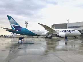 
La compagnie aérienne WestJet a officiellement licencié 415 pilotes supplémentaires, conséquence de l’impact de la pandémi