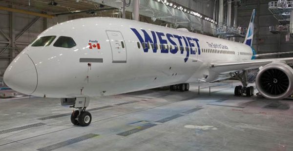 
En raison du grand nombre de cas de Covid-19 au sein du personnel navigant, WestJet a dû se résoudre à annuler environ 15 % de