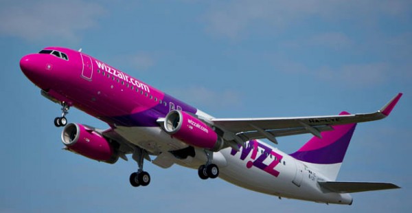Wizz Air, la compagnie low-cost hongroise, a annoncé la fermeture prochaine de son hub de Poznan en Pologne, tout en augmentant s