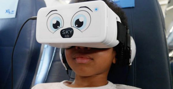 La compagnie aérienne XL Airways a mené cet été sur des vols long-courriers des tests de Skykids, des lunettes de cinéma imme