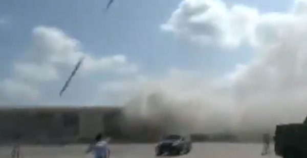 
Des explosions ont fait au moins 26 victimes mercredi à l’aéroport d’Aden, où venait d’arriver l’avion transportant de