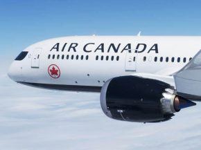 
Air Canada a encore subi une lourde perte de 3,6 milliards de dollars canadiens en 2021 en raison de la crise sanitaire, mais ass