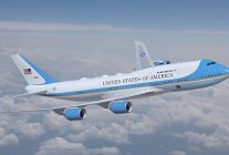 
Le président des États-Unis Joe Biden a choisi la livrée du prochain avion présidentiel VC-25B Air Force One, similaire mais 