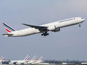 
Air France a annoncé avoir prolongé d’une semaine, jusqu’au 24 septembre inclus, la suspension de ses vols en partance et 