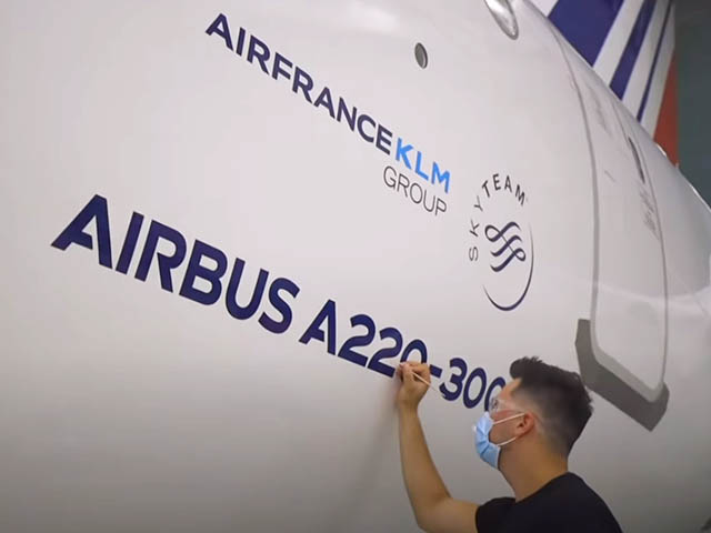 L’Airbus A220 d’Air France se dévoile (photos, vidéo) 3 Air Journal