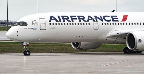 
La compagnie aérienne Air France a ajouté à ses canaux de relations clients l’application gratuite WhatsApp, disponible dans