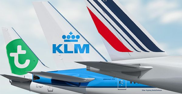 
Le groupe aérien Air France-KLM a annoncé mercredi un   regroupement de ses actions » et une réduction de son capi