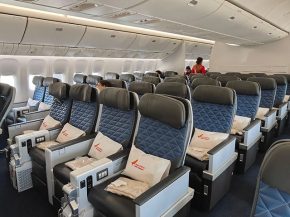 
La compagnie aérienne Air India a ouvert les ventes pour sa nouvelle classe Premium, disponible pour l’instant uniquement sur 
