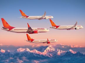
Boeing a enregistré le mois dernier 304 commandes brutes, dont la plupart commandés par Air India, et a livré aux compagnies a