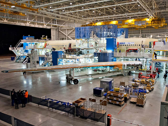 Le premier Airbus A350 se dévoile 11 Air Journal