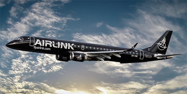 Copieuse ! Un Embraer tout noir pour Airlink 5 Air Journal