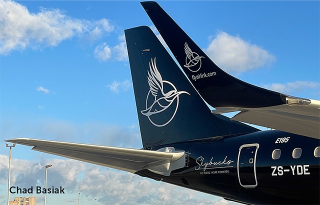 Copieuse ! Un Embraer tout noir pour Airlink 4 Air Journal