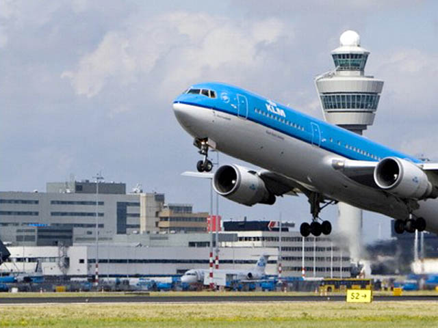 Schiphol clôture une mauvaise année 2022 1 Air Journal