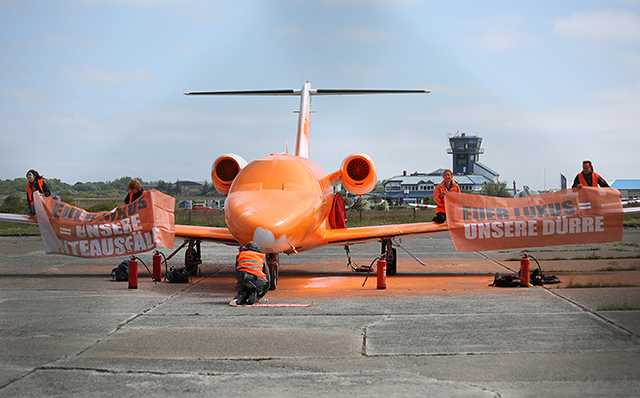 Environnement ? Un avion privé repeint en orange en Allemagne (vidéo) 2 Air Journal