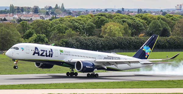
La compagnie aérienne low cost Azul Linhas Aéreas Brasileiras aurait prévu de se séparer en octobre prochain de ses deux Airb