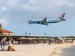 
La compagnie aérienne British Airways a inauguré au départ de Londres deux nouvelles liaisons transatlantiques, vers Arub