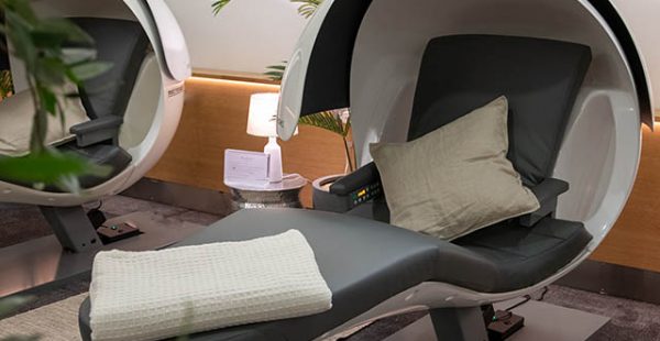 
La compagnie aérienne British Airways a dévoilé de nouveaux   pods » dans un salon dédié à la sieste à l’aé
