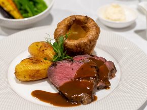 
La compagnie aérienne British Airways proposera en septembre un diner traditionnel   British Roast » aux passagers d