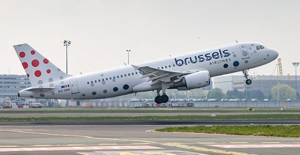 
Le premier Airbus A320neo destiné à la compagnie aérienne Brussels Airlines est sorti des ateliers peinture de Toulouse, alors