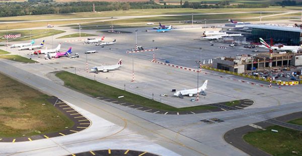 
Avec la récente vente d actifs appartenant à l État, le gouvernement a levé plus de 700 millions d euros pour financer l acha