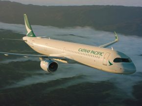 
La compagnie aérienne Cathay Pacific a déployé mercredi pour la première fois en service commercial un Airbus A321neo, entre 