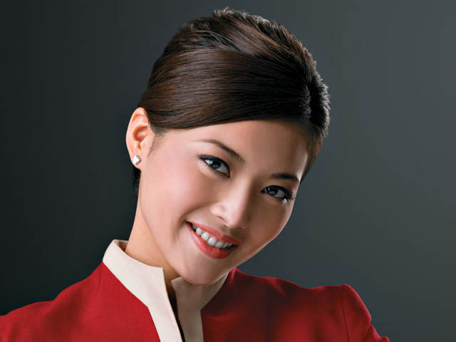 air-journal_cathay pacific hotesse